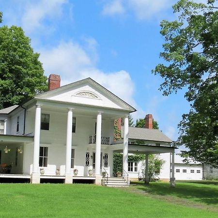 Granville House Great Barrington Exterior photo