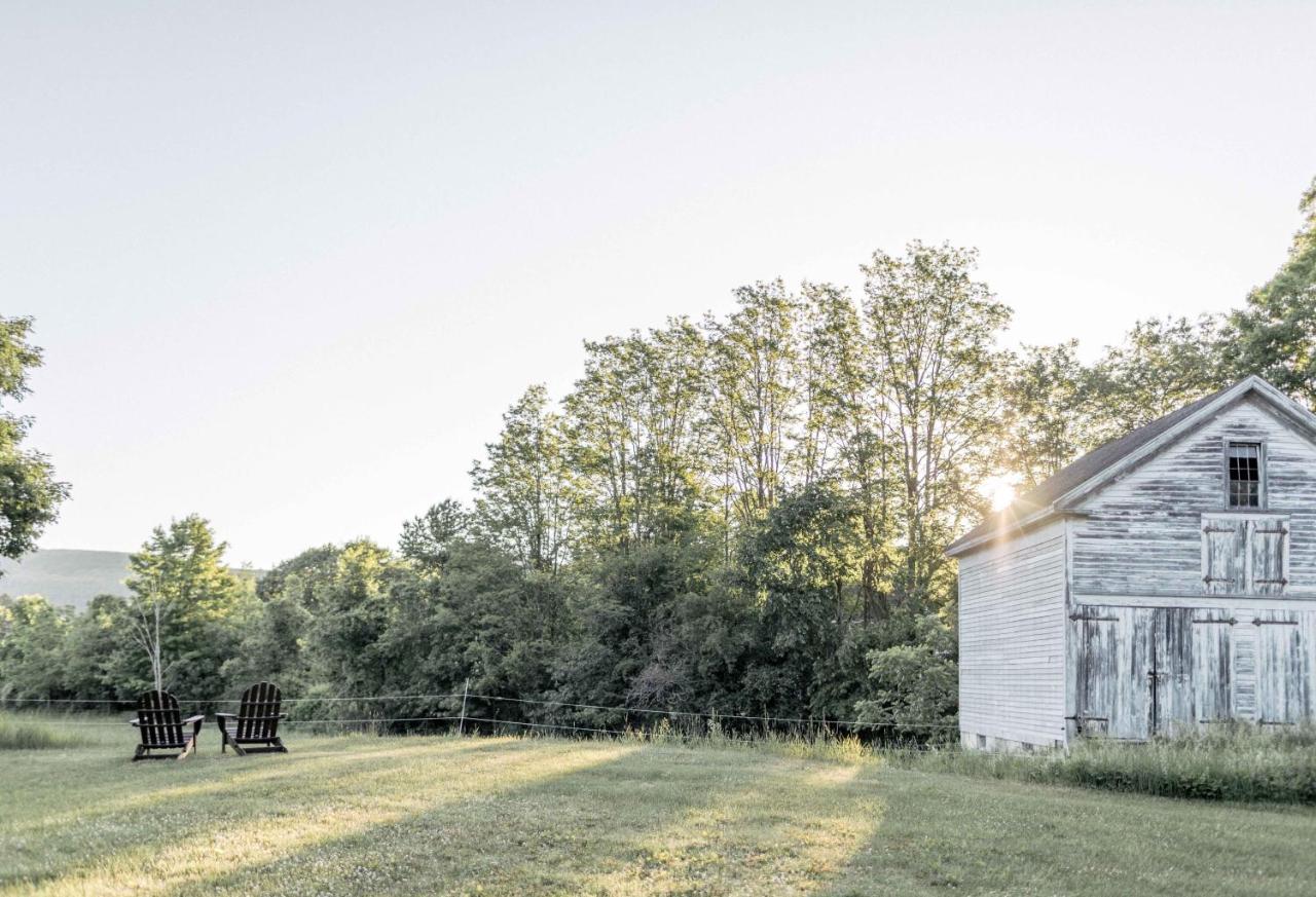 Granville House Great Barrington Exterior photo